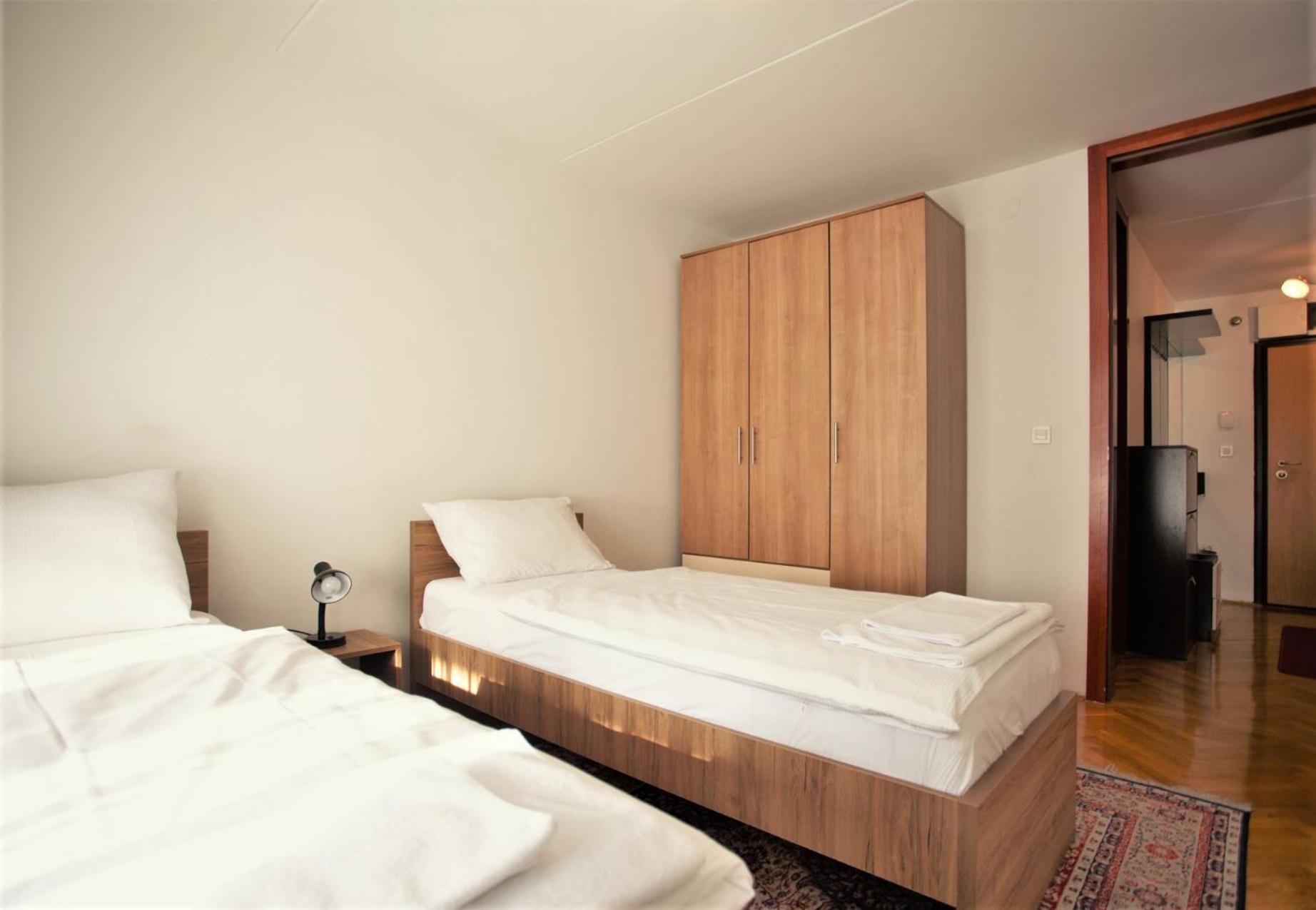 The Parrots Nest Appartement SJJ Buitenkant foto